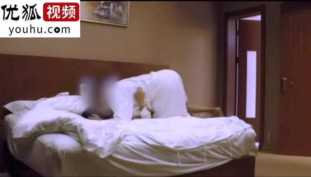 91puppydog第四部-晚会相识极品C奶女神酒店露脸啪啪高清
