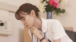 【中文字幕】KIRE051逆NTR 住院中被苗条美人护理师诱惑榨取精液